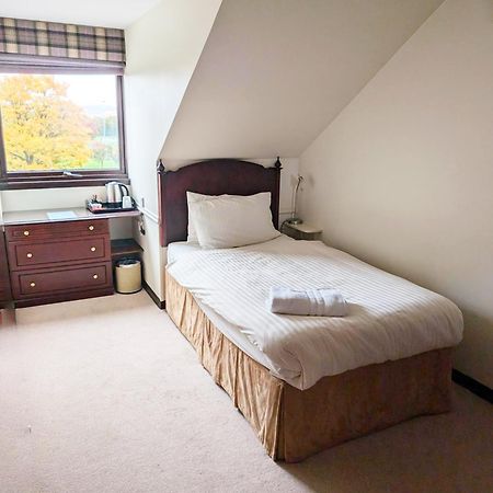 Strathburn Hotel Inverurie By Compass Hospitality 외부 사진