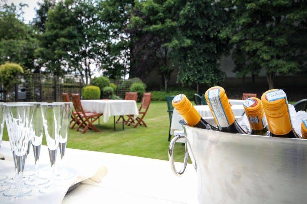 Strathburn Hotel Inverurie By Compass Hospitality 외부 사진