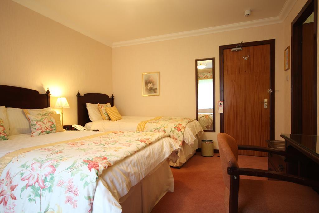 Strathburn Hotel Inverurie By Compass Hospitality 외부 사진