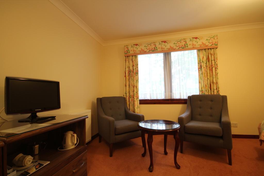 Strathburn Hotel Inverurie By Compass Hospitality 외부 사진