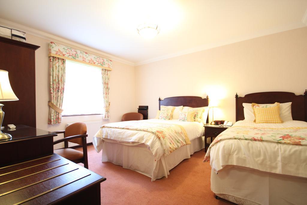 Strathburn Hotel Inverurie By Compass Hospitality 외부 사진