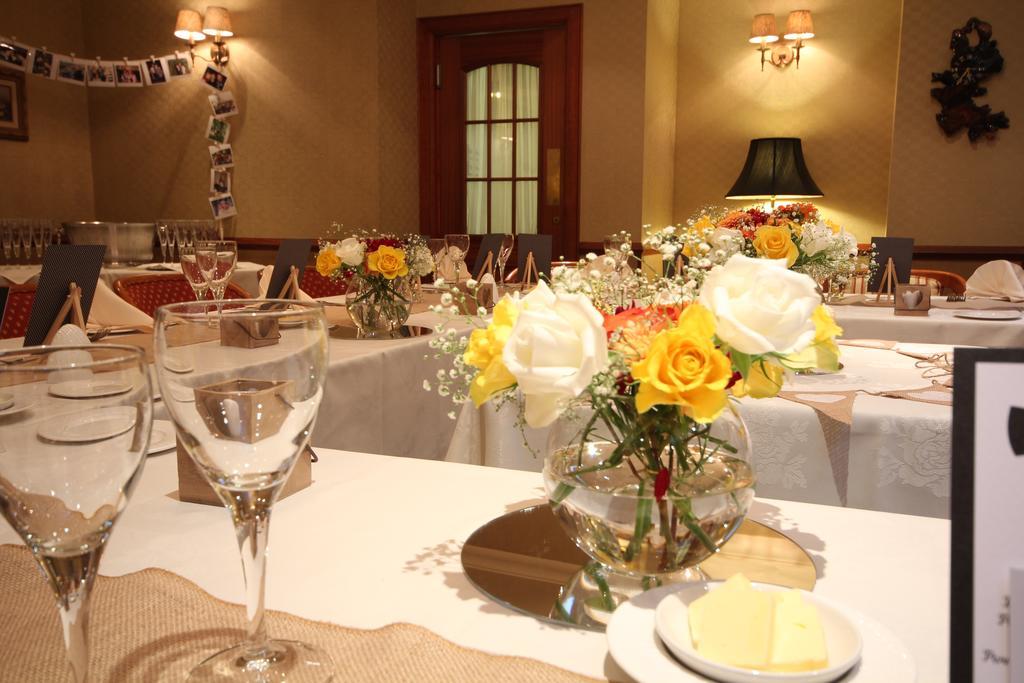 Strathburn Hotel Inverurie By Compass Hospitality 외부 사진