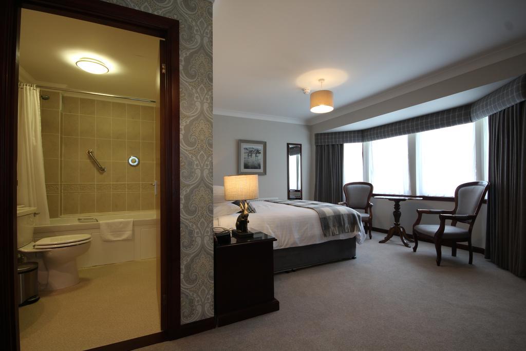 Strathburn Hotel Inverurie By Compass Hospitality 외부 사진