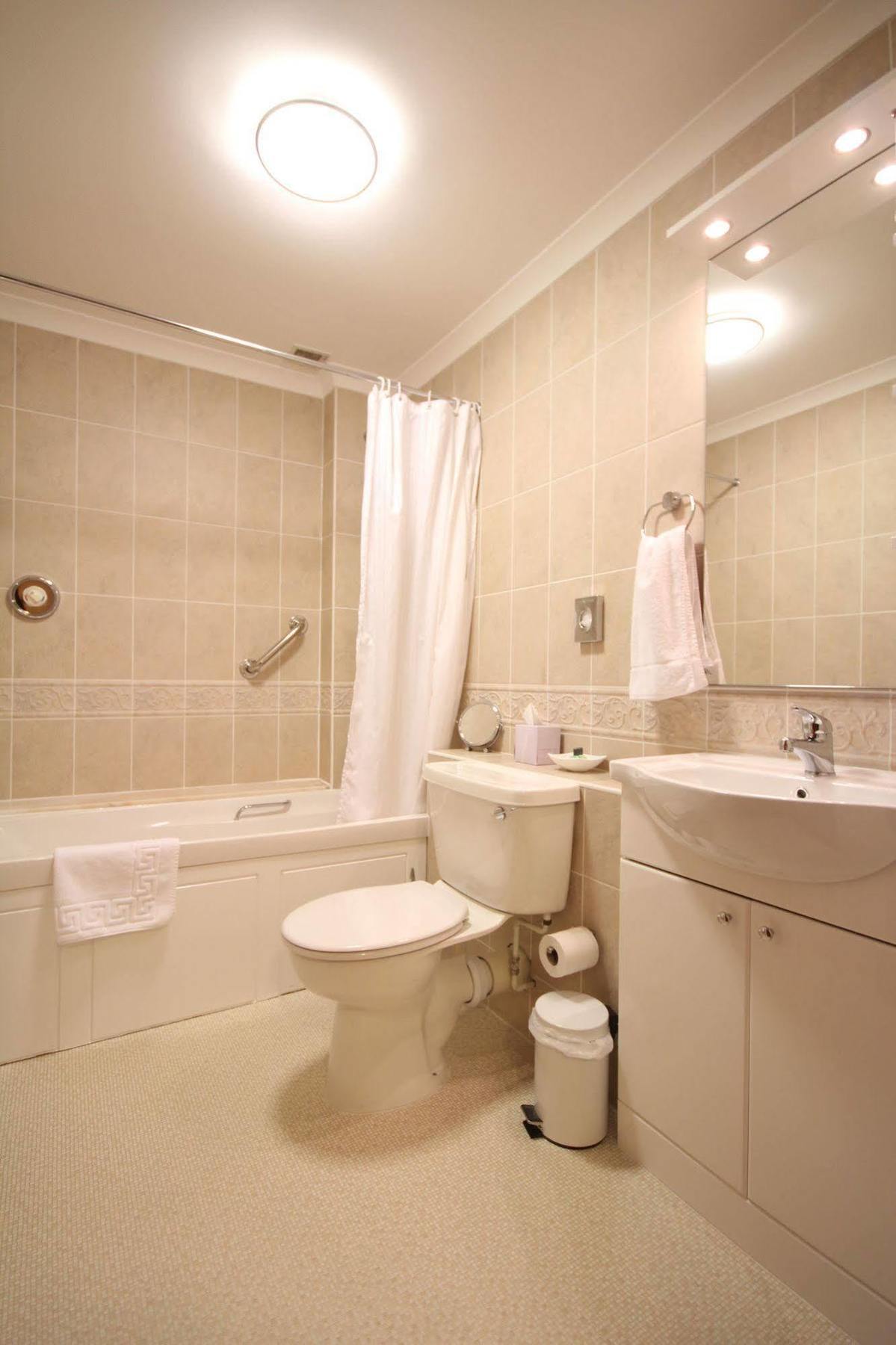 Strathburn Hotel Inverurie By Compass Hospitality 외부 사진
