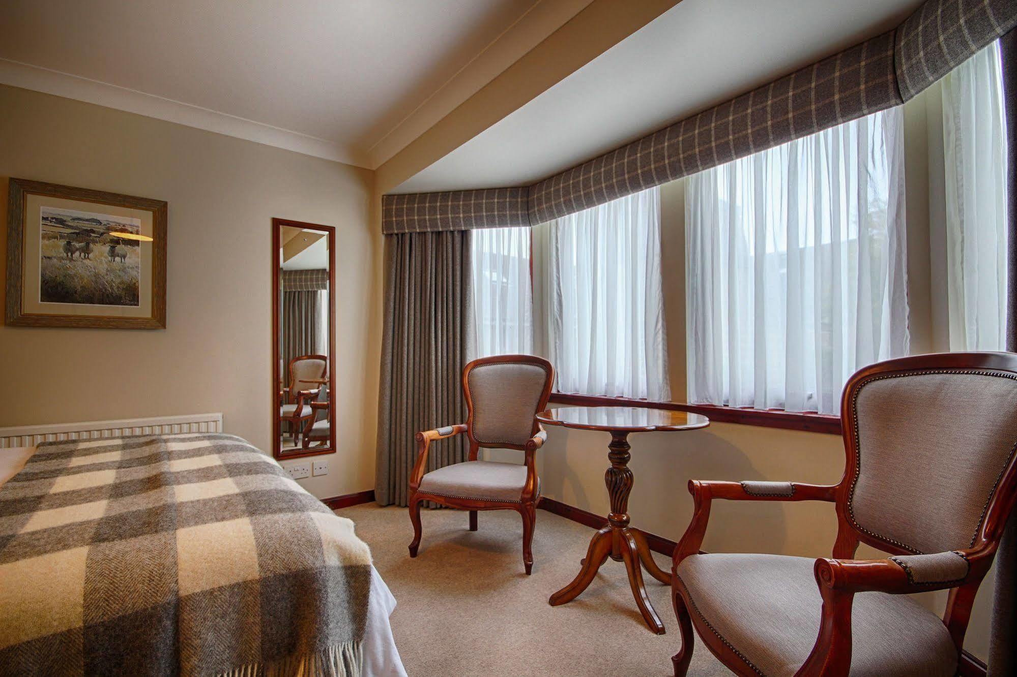 Strathburn Hotel Inverurie By Compass Hospitality 외부 사진